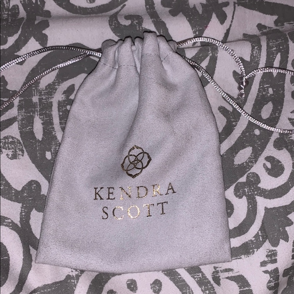 kendra scott jewelry pouch